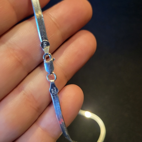 Solid 925 Sterling Silver Jewelry - Picture 2 of 4